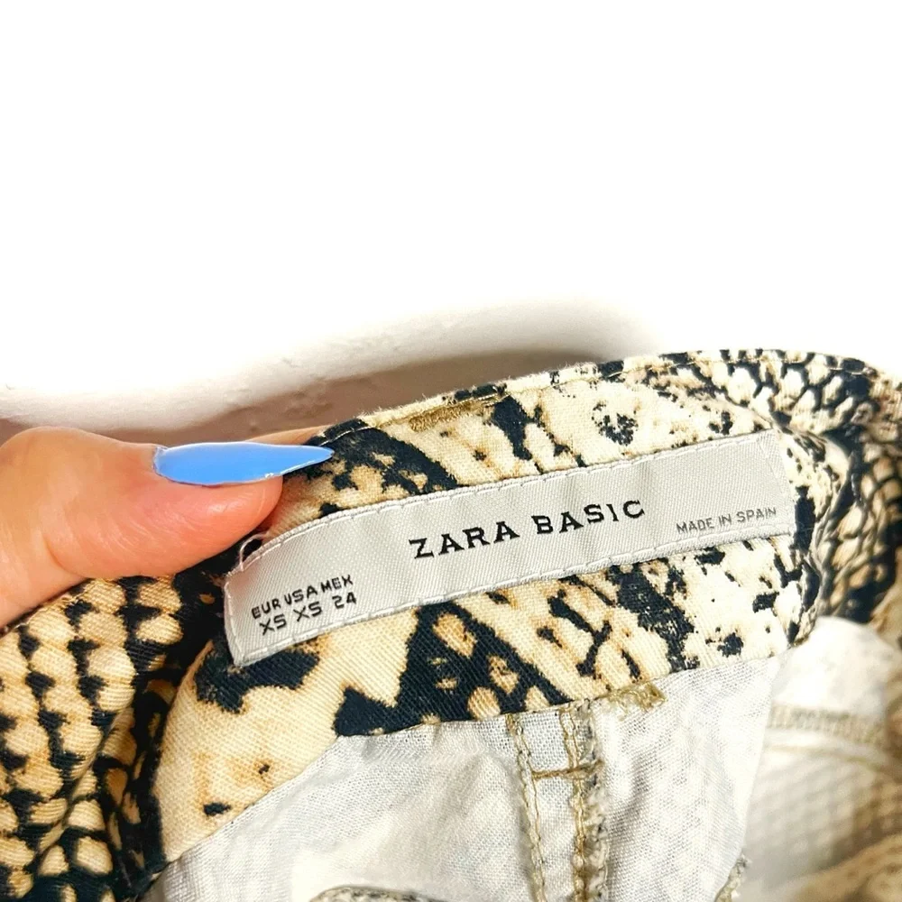 Zara | Snake Print Pencil Skirt - Picture 3 of 4